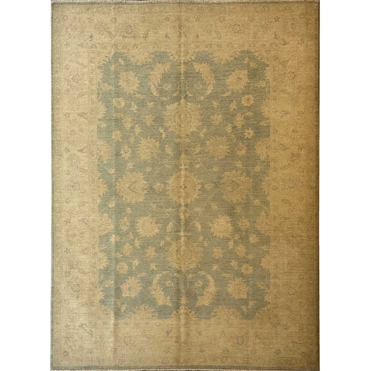 Hand-Woven Floral Oushak Wool Rug (170x225 cm)